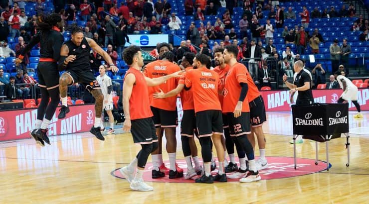 שחקני הפועל תל אביב