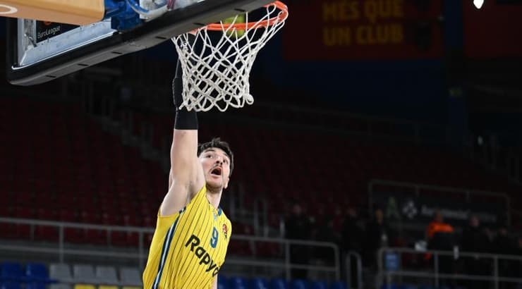 רומן סורקין מטביע