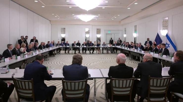 פגישת האוונגליסטים. (צילום: עמוס בן גרשום/ לע״מ) אוונס בפגישה עם נתניהו והמנהיגים האוונגליסטים