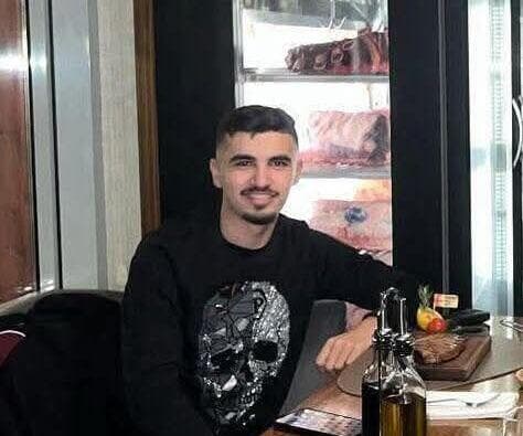 הגיע אתמול לחופש מהלימודים. אבו עראר מחמוד ג'אסר אבו עראר