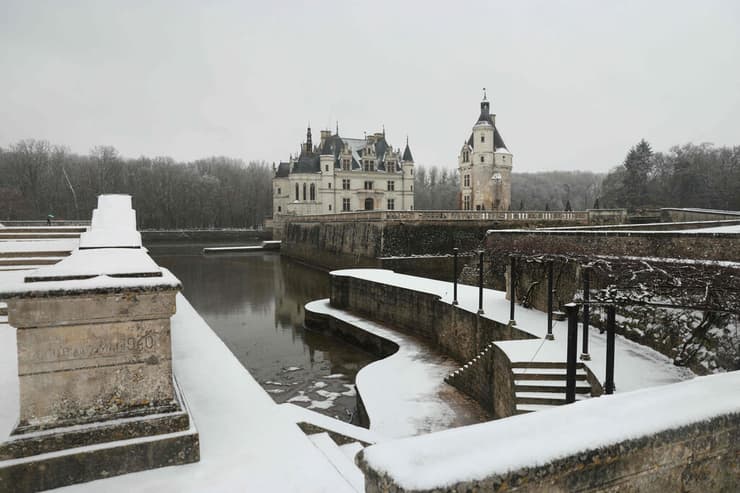 אירופה מזג אוויר גל קור צרפת שלג ב שנונסו