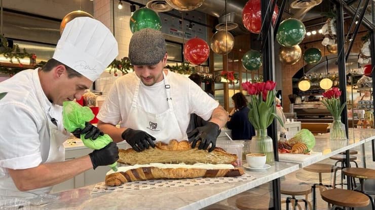 הקרואסון הגדול
