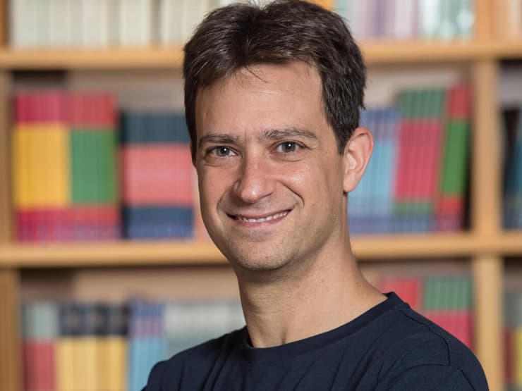 פרופ' רועי דור