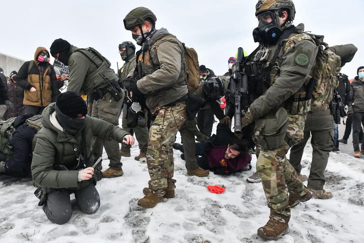 ארה"ב הפגנות ב מיניאפוליס מינסוטה אחרי הרג ניקול רנה גוד על ידי ICE 