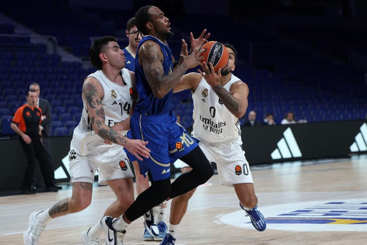 ריאל מדריד מכבי ת"א אושיי בריסט