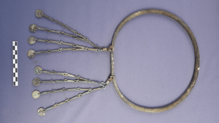 פריט לבוש שהתגלה בקברה של השמאנית היאקוטית