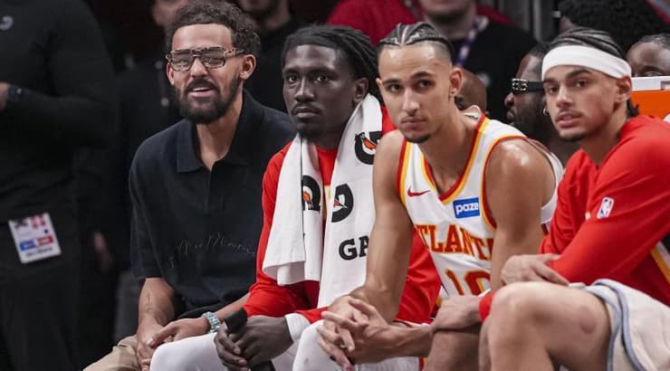 יאנג על הספסל (רויטרס) יאנג על הספסל