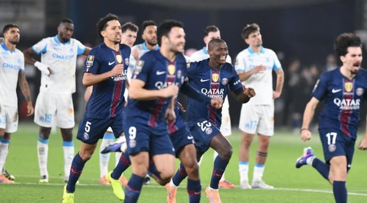 שחקני פאריס סן ז'רמן בטירוף