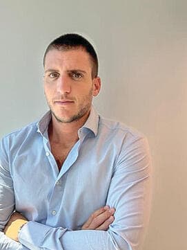 מארק לוגסי: "ב–2025 ביצענו עסקאות בשווי של 380 מיליון שקל ב–8 חודשים בלבד, מה שמוכיח כי שוק היוקרה, אפילו בעת משבר ומלחמה, מתנהל שונה מכל שוק נדל"ן אחר"