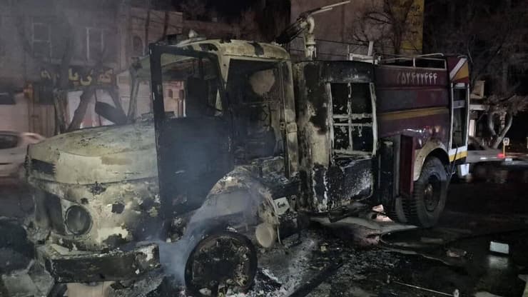 תיעוד הנזק מהמחאות שהפיץ תאגיד השידור האיראני