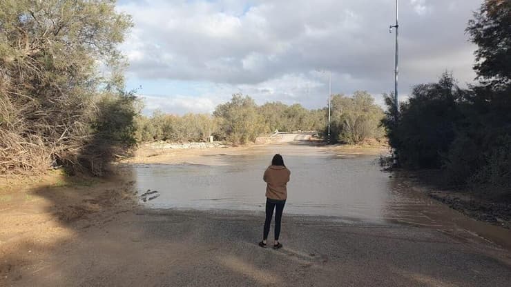 הצפה בגשר צאלים