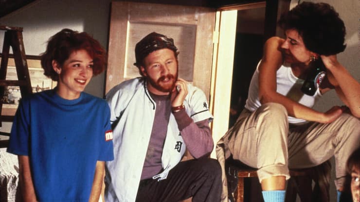 טימותי באספילד מתוך "שלושים ומשהו"