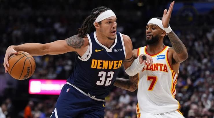 ניקיל אלכסנדר ווקר וארון גורדון