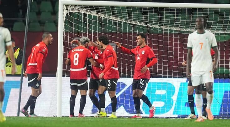 שחקני מצרים חוגגים