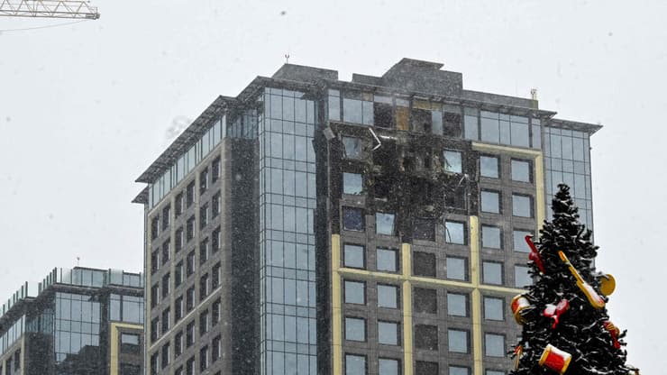 נזק ב קייב אחרי מתקפה של רוסיה 9 בינואר