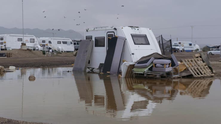 מתוך "מפרץ השמש"