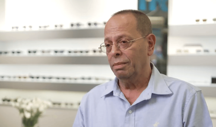 "רוב העדשות הסטנדרטיות מותאמות למבט קדימה, אבל החיים דורשים יותר גמישות". אבי עבודי (קרדיט: אינטרוויזיה) אבי עבודי