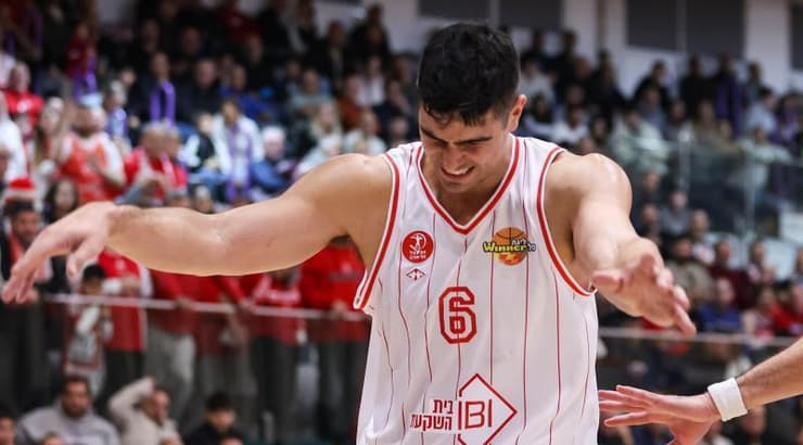 איתי שגב חוגג