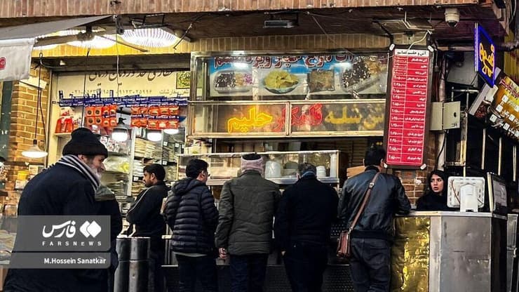 שגרה כביכול בשוק טהרן שגרה כביכול בשוק של טהרן כפי שפורסם בסוכנות הידיעות "פארס" המזוהה עם המשטר האיראני