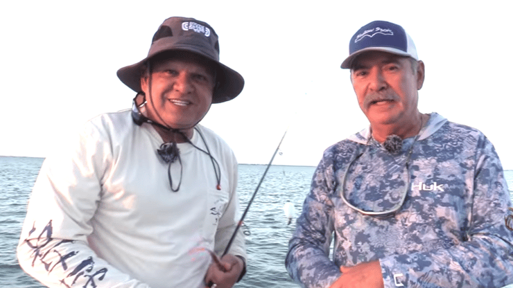 גבריאל ונונו (משמאל) בתוכנית Texas Sportsman