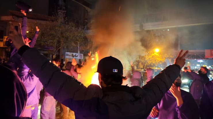 מחאה מחאות הפגנה הפגנות איראן טהרן 8 בינואר