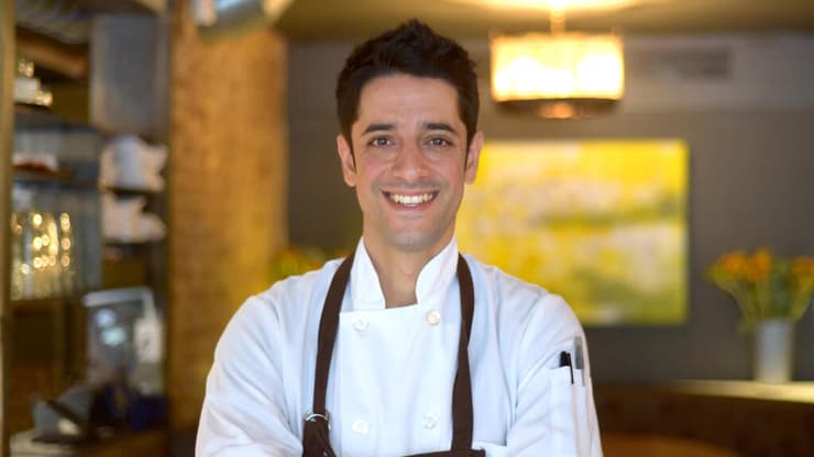 השף ניר מסיקה (צילום: Michael Tulipan) השף ניר מסיקה