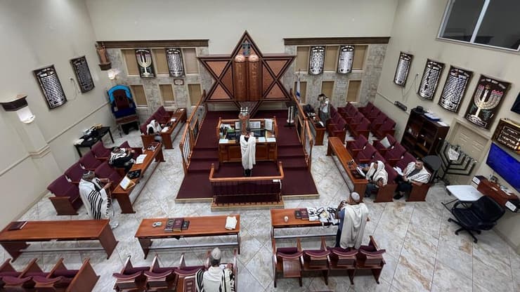 בית הכנסת על שם שון כרמלי באי