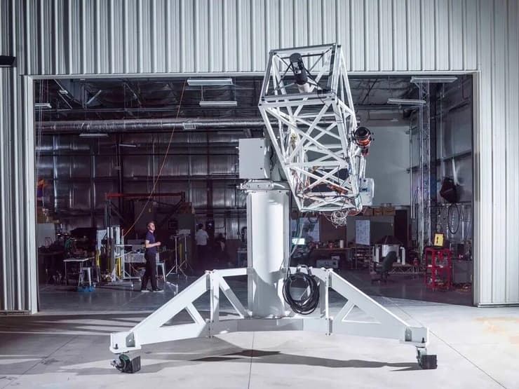 הטלסקופ האופטי LFAST