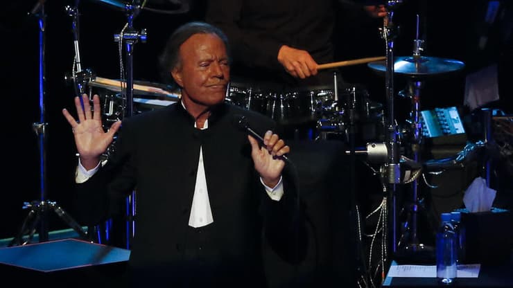 חוליו איגלסיאס