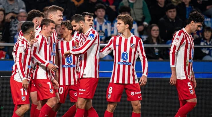 שחקני אתלטיקו מדריד חוגגים