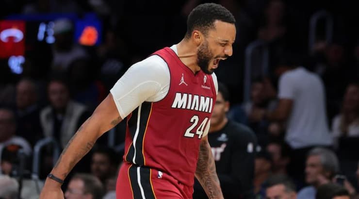 נורמן פאוול