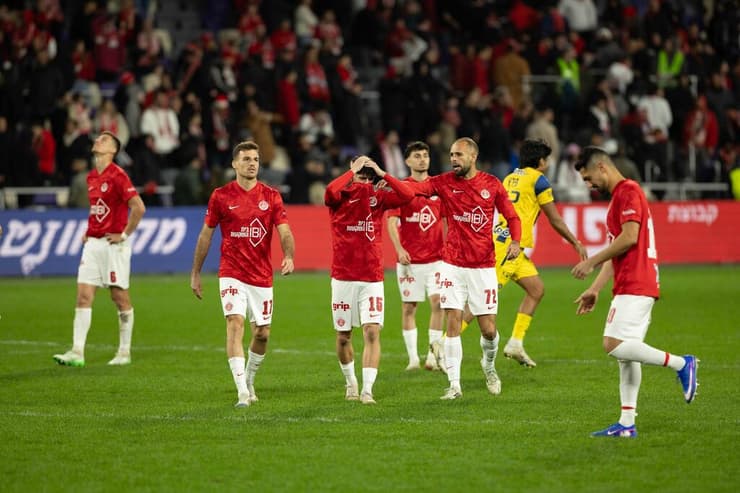 שחקני הפועל מאוכזבים