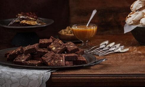 בראוניז שוקולד עם קראנץ' קרמל