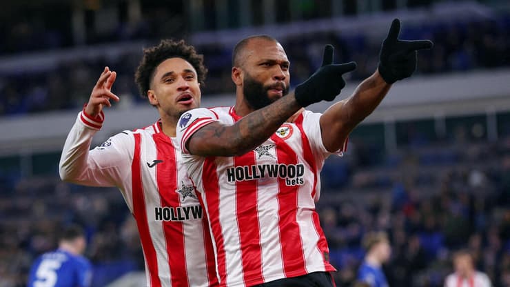 איגור תיאגו וקווין שאדה חוגגים