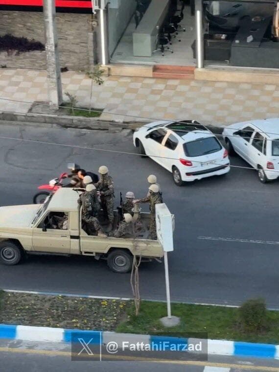 כוחות המשטר האיראני ברחובות שהסוואר
