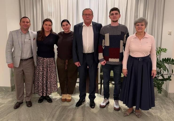 מקסים הרקין בשגרירות רוסיה בישראל