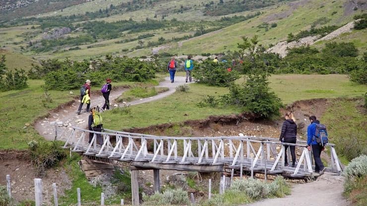 מטיילים בפארק הלאומי