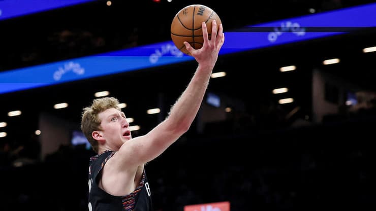 שחקן ברוקלין נטס דני וולף