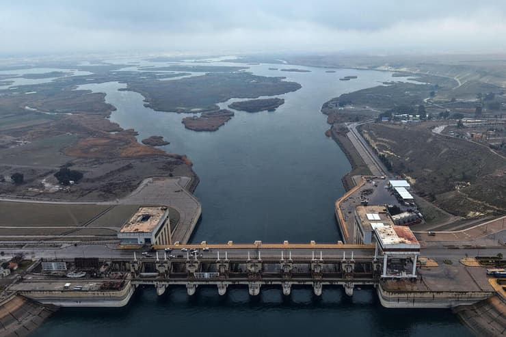  סכר א-טבקה טבקה ב נהר הפרת פרת סוריה באזור א-רקה