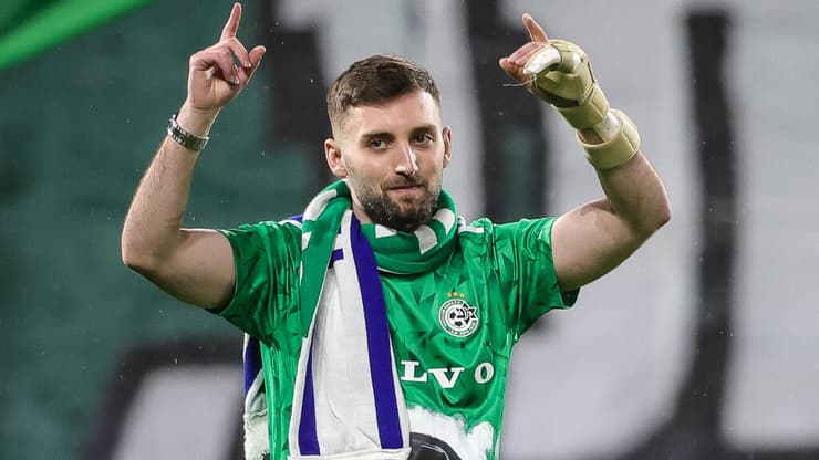 מתן אנגרסט בטקס בסמי עופר