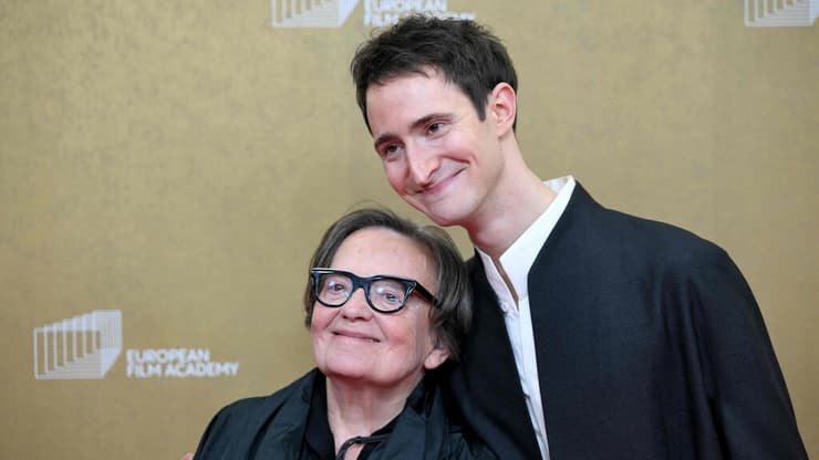 עידן וייס והבמאית אגניישקה הולנד 