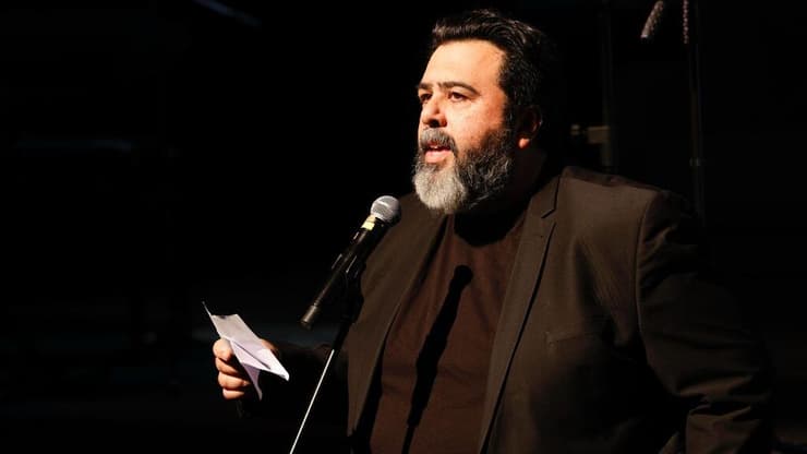 רוני קובן במסיבת העיתונאים בהבימה