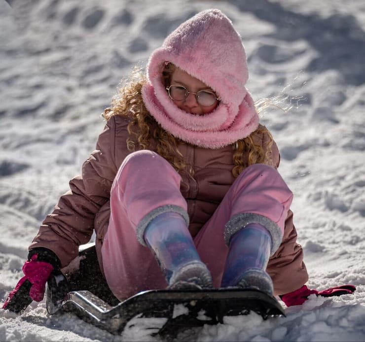 מבקרים בהר החרמון בסוף השבוע 