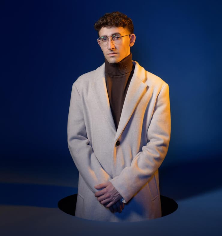 אדם אבו ג'בל