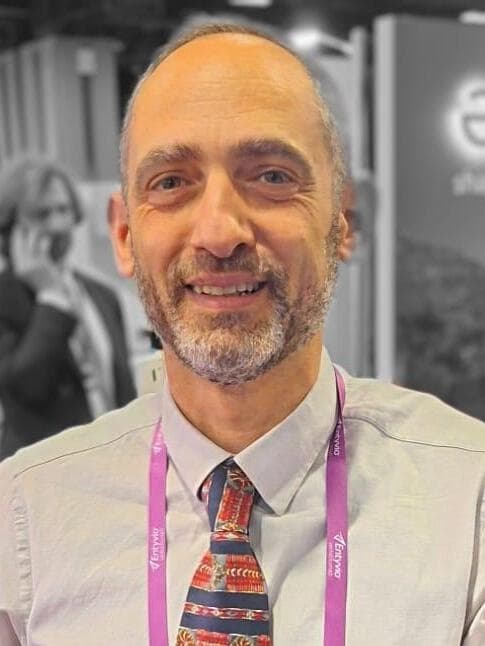 פרופ' נתן גלוק