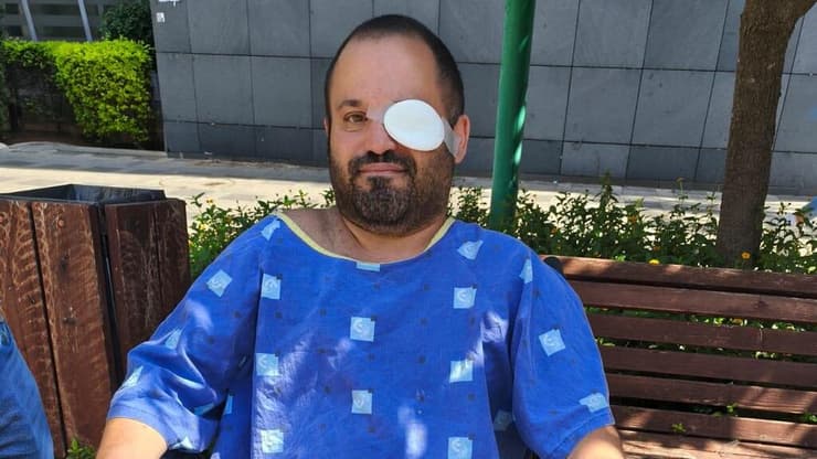 "יש בערך ארבע שעות לקבל טיפול מונע, אחר כך אין כל כך מה להציל". הדר בבית החולים (צילום: אלבום פרטי) רואי הדר