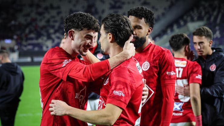 רוטמן חוגג עם למקין