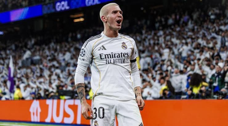 פרנקו מסטנטואונו מבסוט