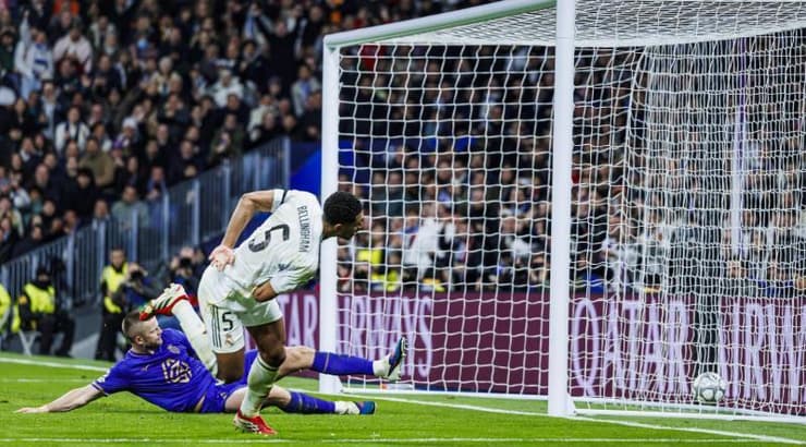 ג'וד בלינגהאם מבקיע