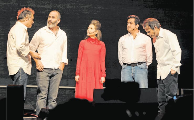 האיחוד של "החמישייה הקאמרית" במחאה החברתית, 2011 (צילום: יובל חן) האיחוד של "החמישייה הקאמרית" במחאה החברתית, 2011